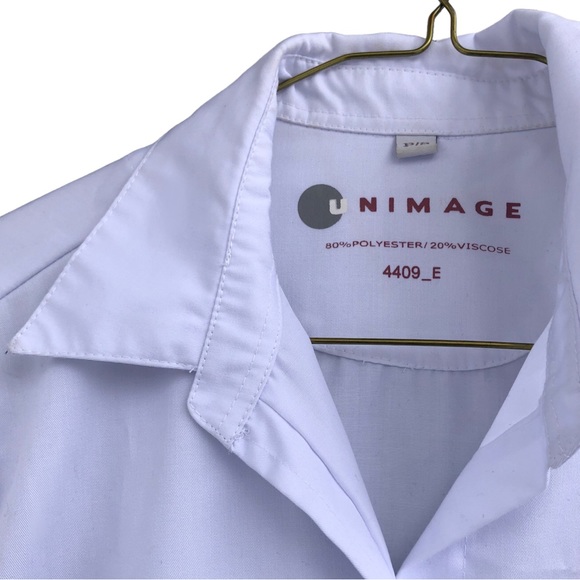 White blouse - Picture 2 of 6